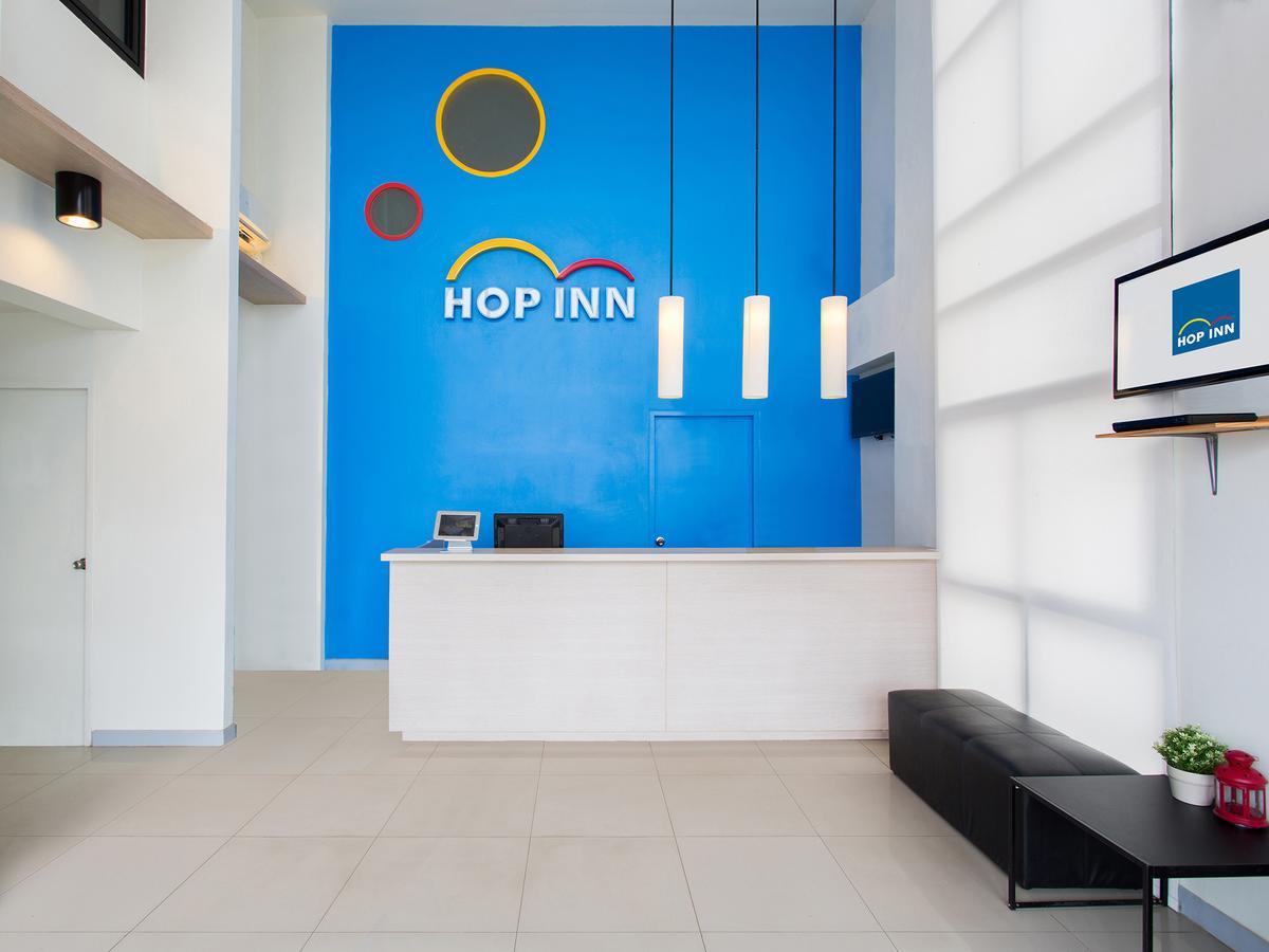 Hop Inn Nakhon Sawan Exteriör bild